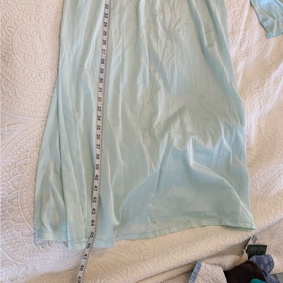 Vintage Carriage Court size Small Light Blue Teal Dressing Gown Night Gown - Picture 7 of 9